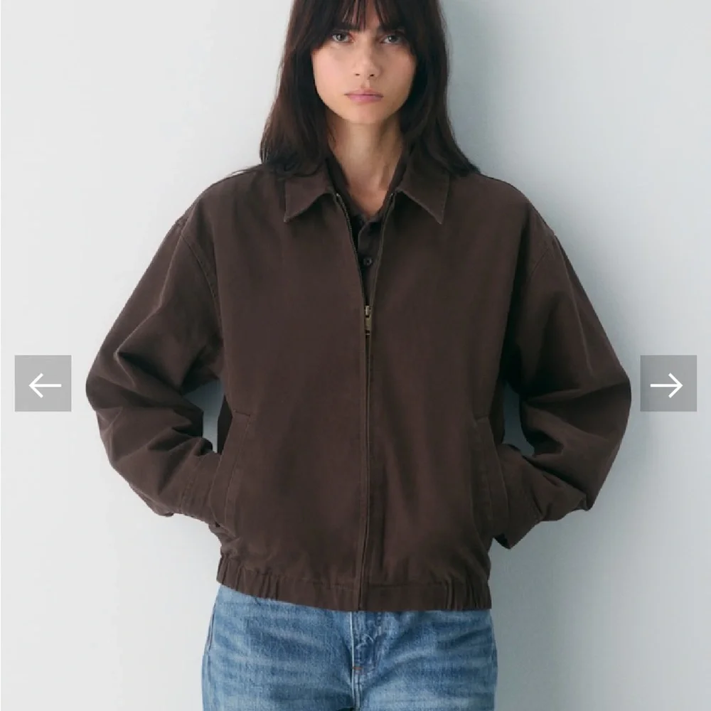 Aritzia TNA Brown Bomber Jacket - Picture 3 of 9